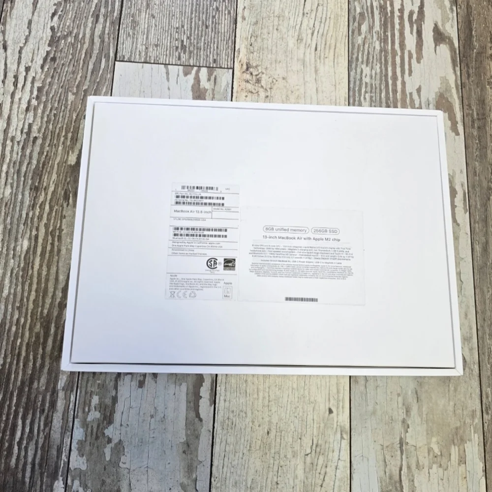 Sleek White Laptop box